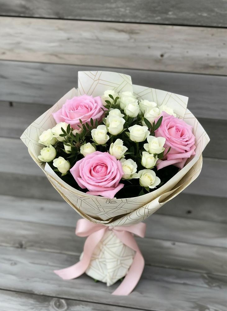 Букет цветов из: Розы в Тюкалинске