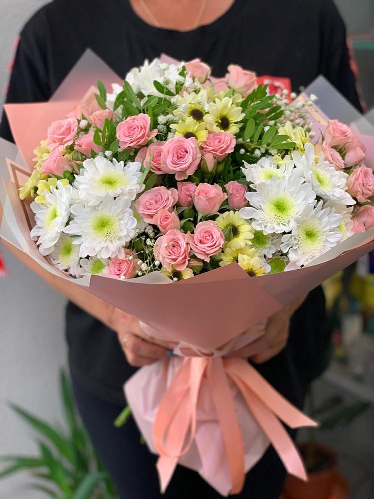 Букет цветов из: Розы и Хризантемы в Тюкалинске