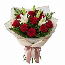 Букет цветов из:  Лилии и Розы в Тюкалинске