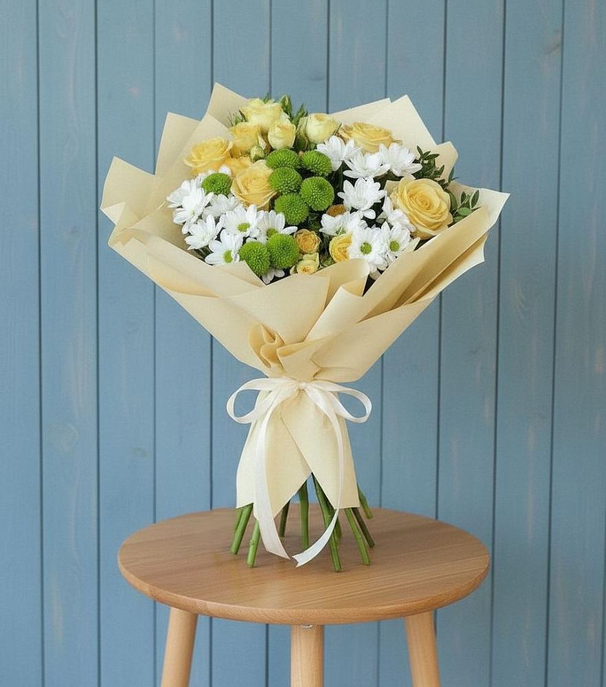 Букет цветов из: Хризантемы и Розы в Тюкалинске