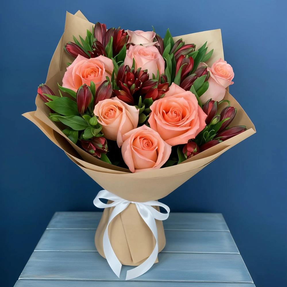 Букет цветов из: Розы и Альстромерии в Тюкалинске