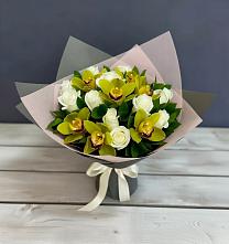 Букет цветов из:  Орхидеи и Розы в Тюкалинске