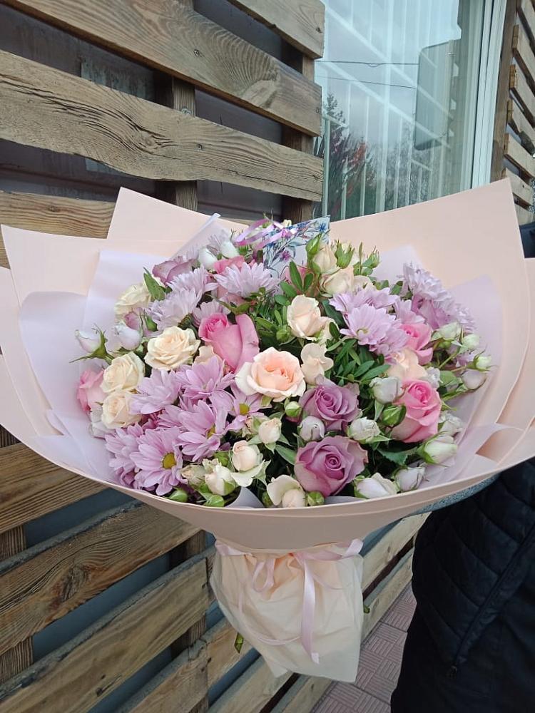 Букет цветов из: Розы и Хризантемы в Тюкалинске