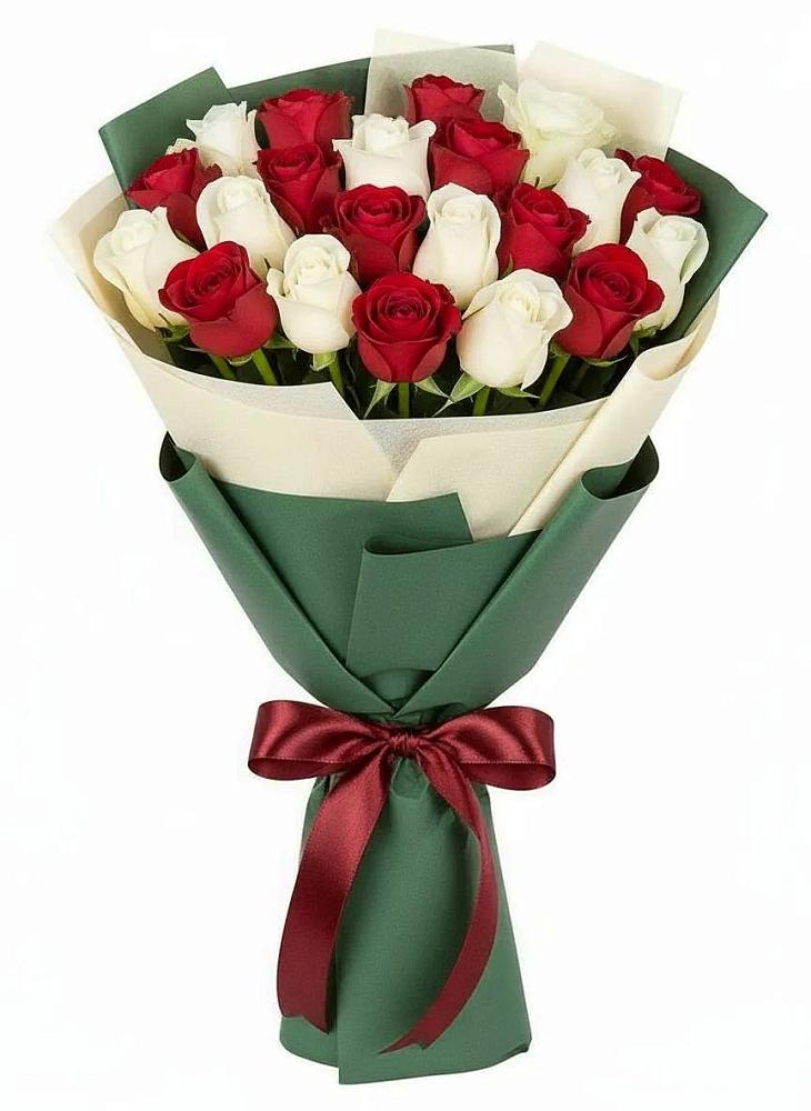 Букет Микс из красных и белых роз в Тюкалинске