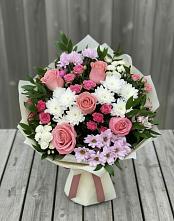 Букет цветов из:  Альстромерии, Гвоздики, Розы и Хризантемы #REPLACE_PRED# Тюкалинске