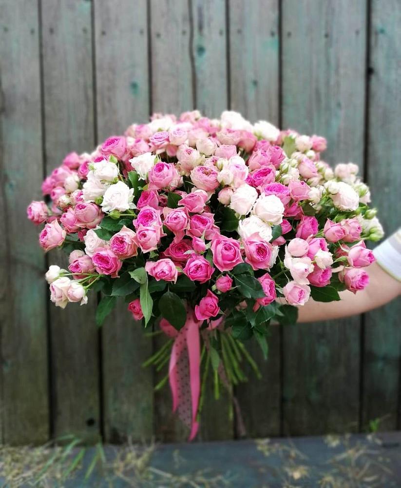 Букет Розовые кустовые розы Натали и Лав Лидия в Тюкалинске